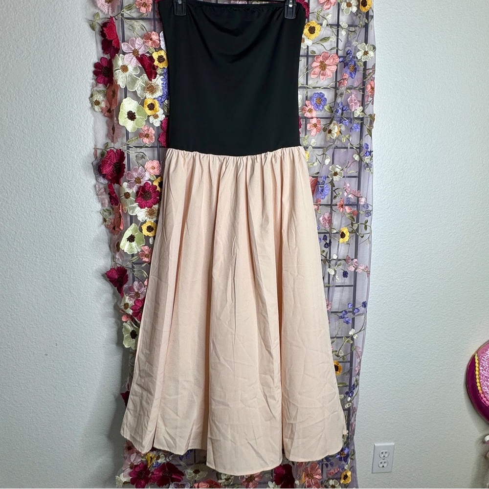 Elegant Black and Cream Strapless Two Toned Tube  Dress